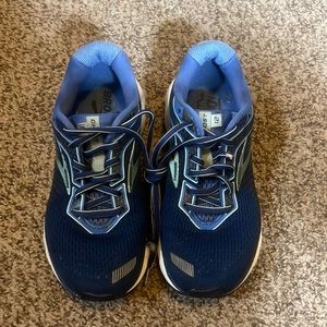 Brooks ghost 12